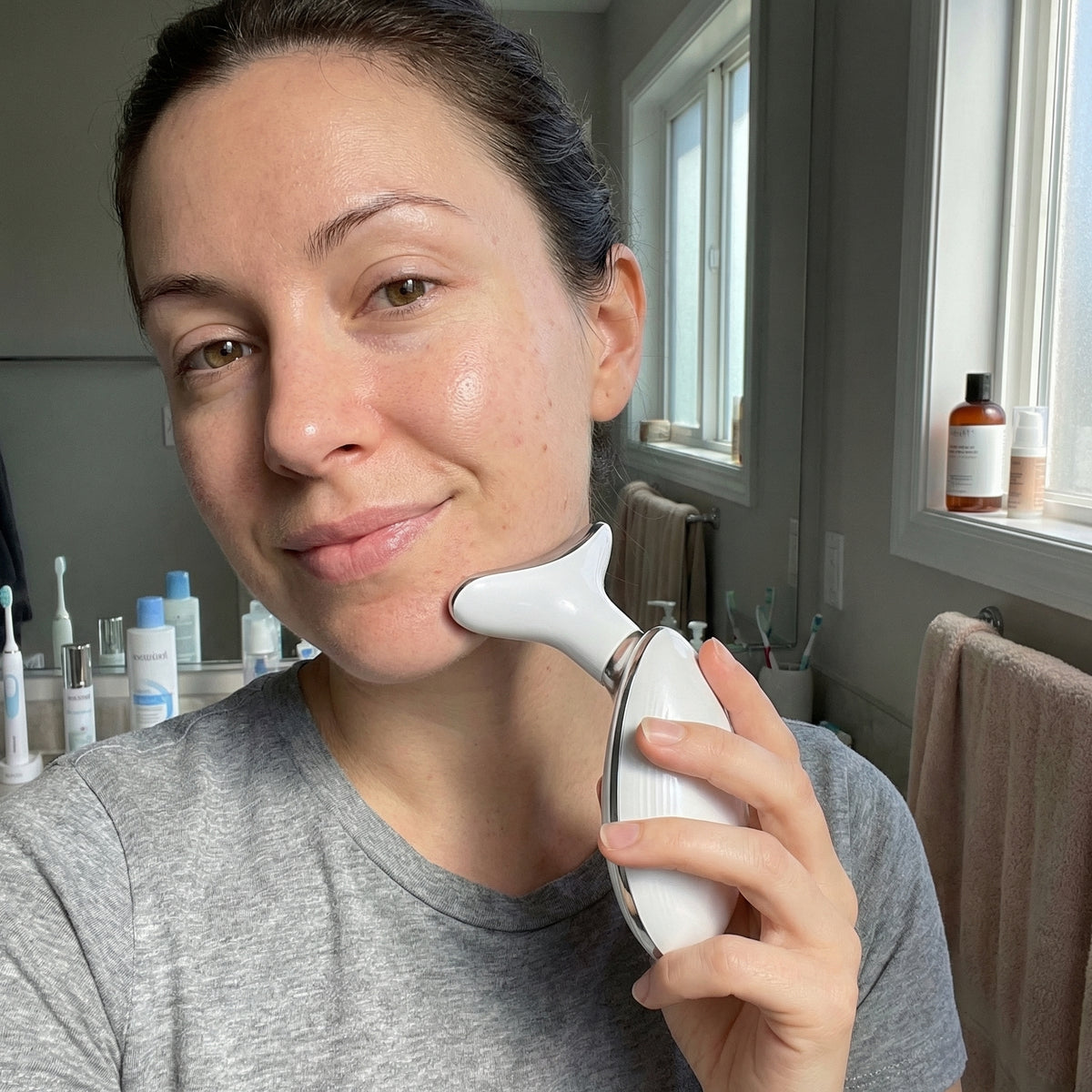 4-in-1 LED Face Sculpting Wand